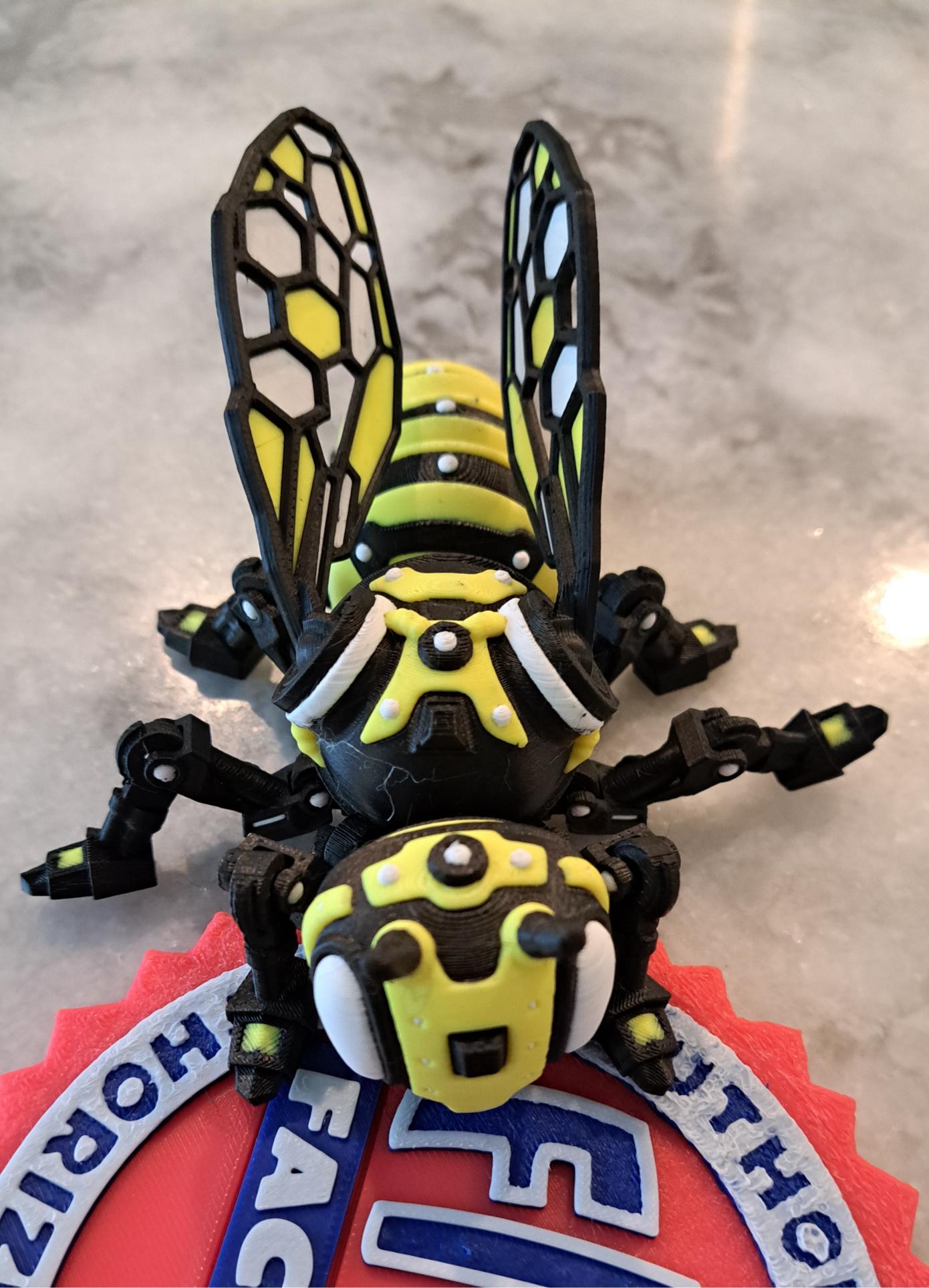 Cyber Bee - Cyborg Bee