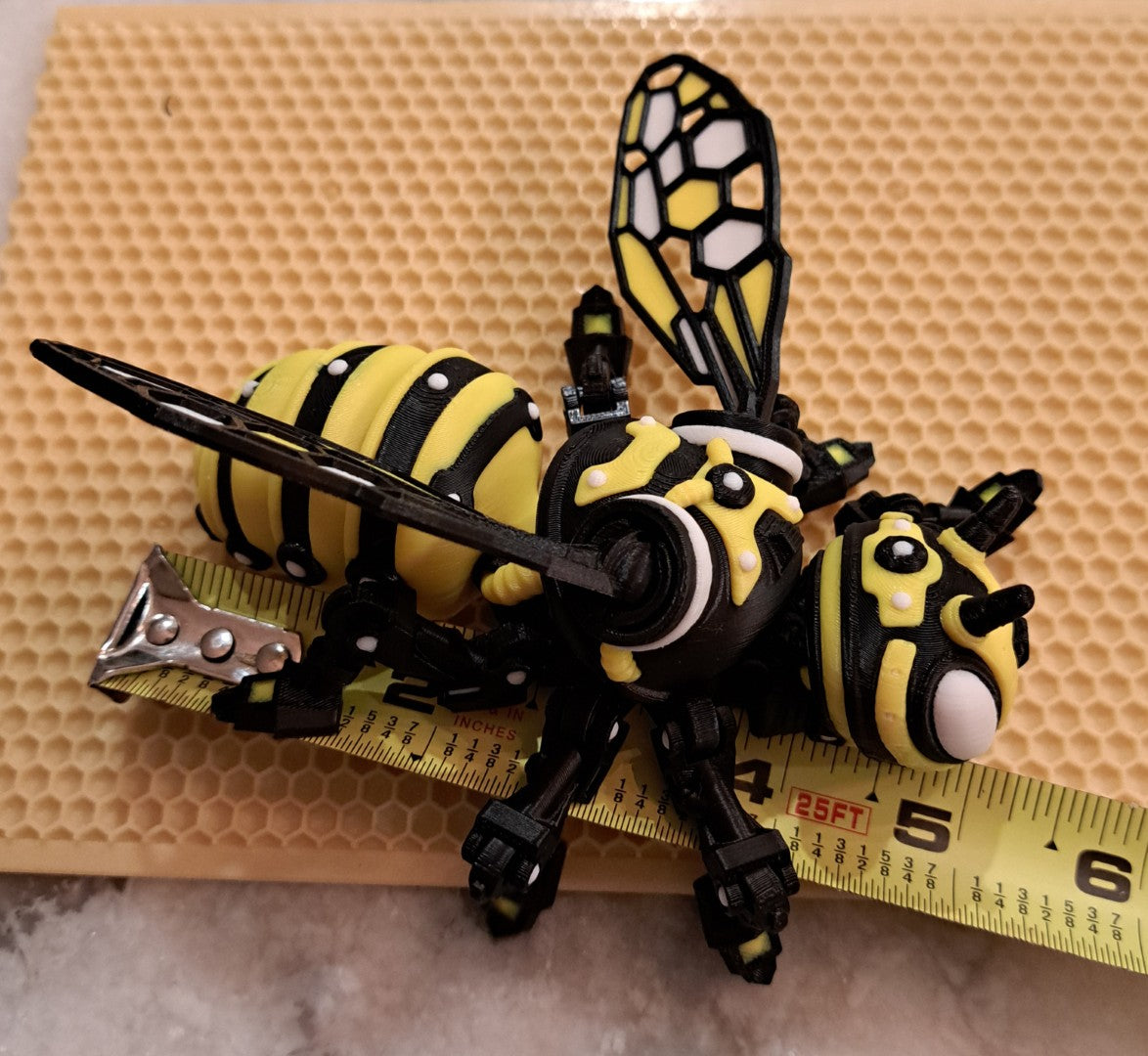 Cyber Bee - Cyborg Bee