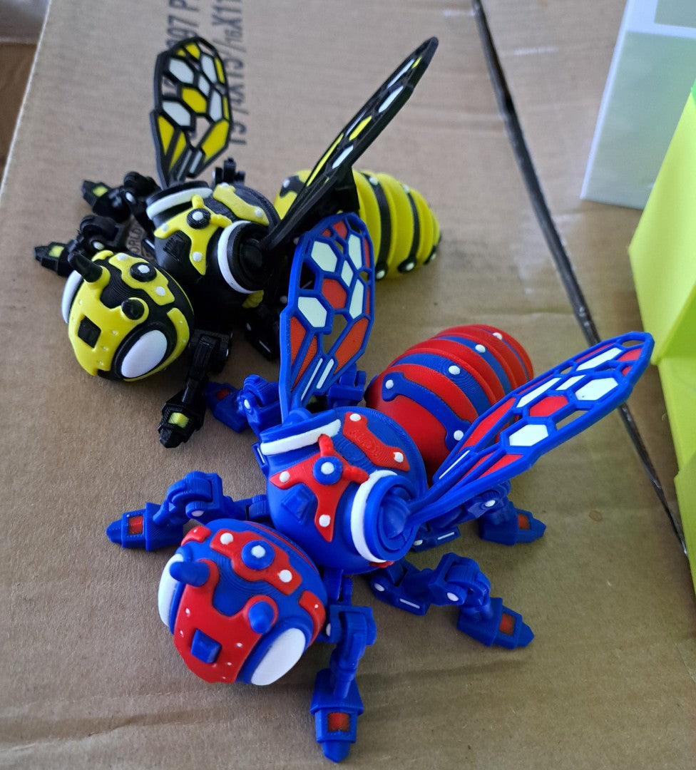 Cyber Bee - Cyborg Bee