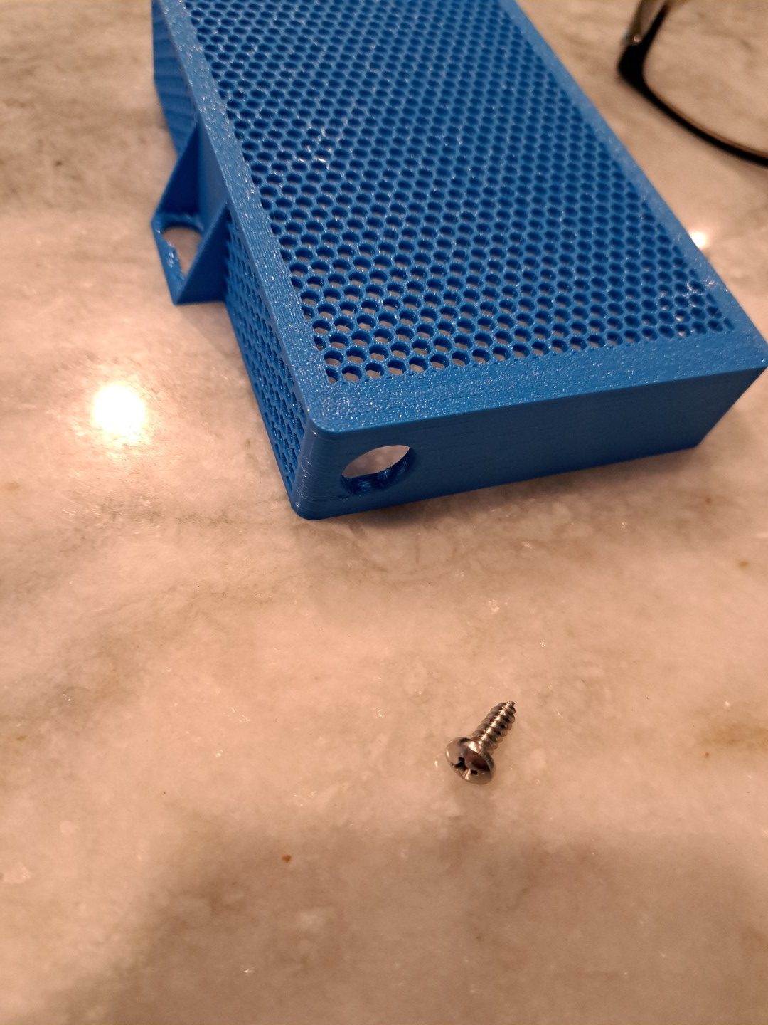 Small Robber Screen