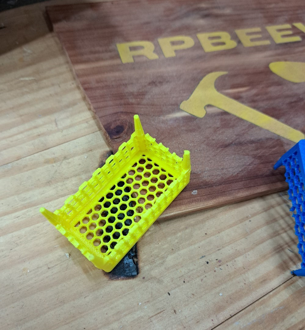 Queen Cell Cage