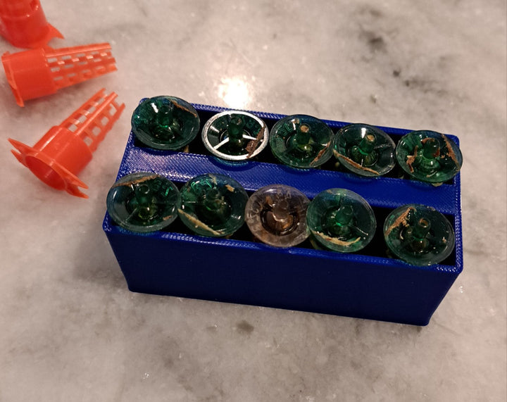 Queen Cell Tray 10