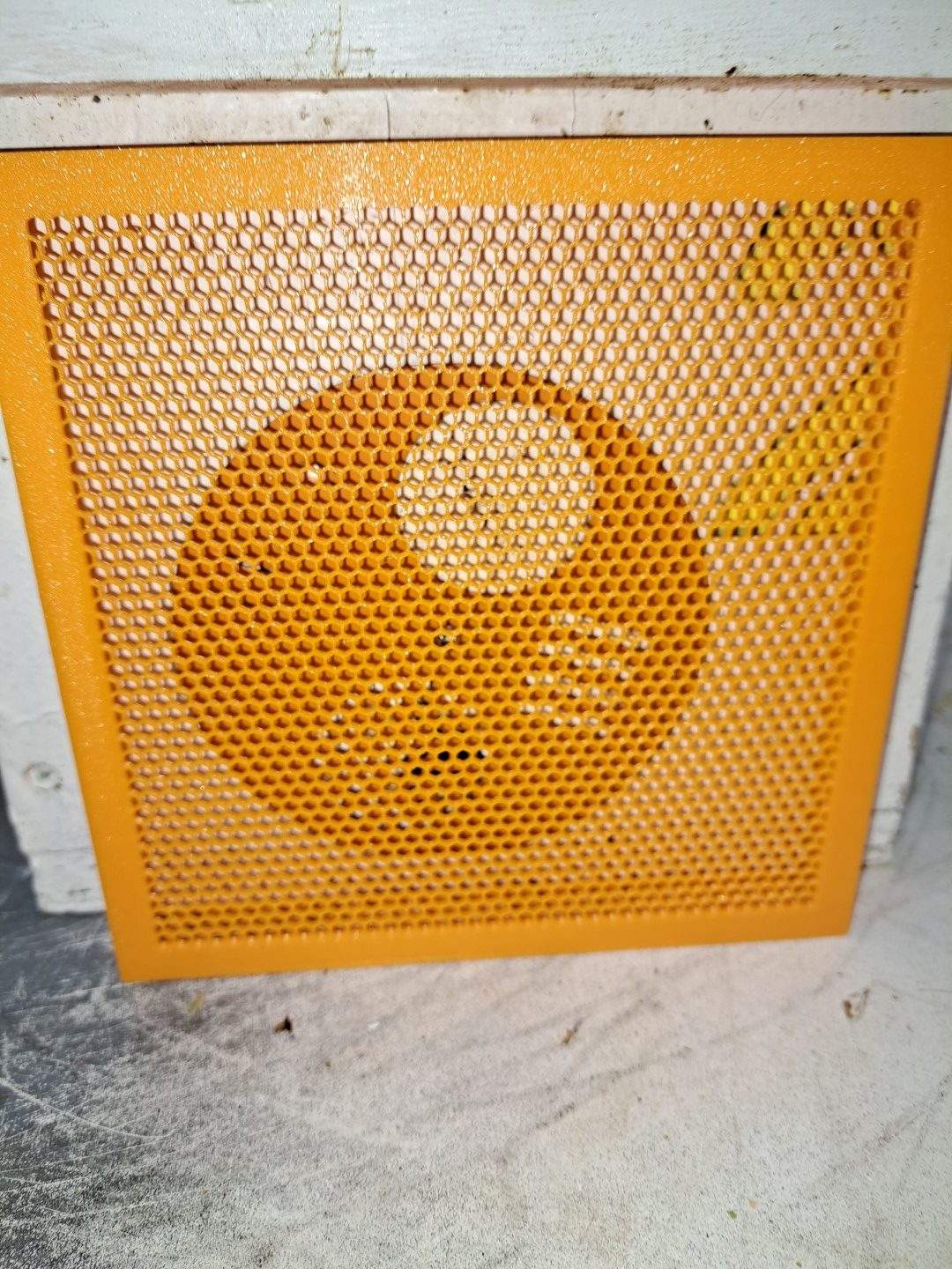 Medium Robber Screen