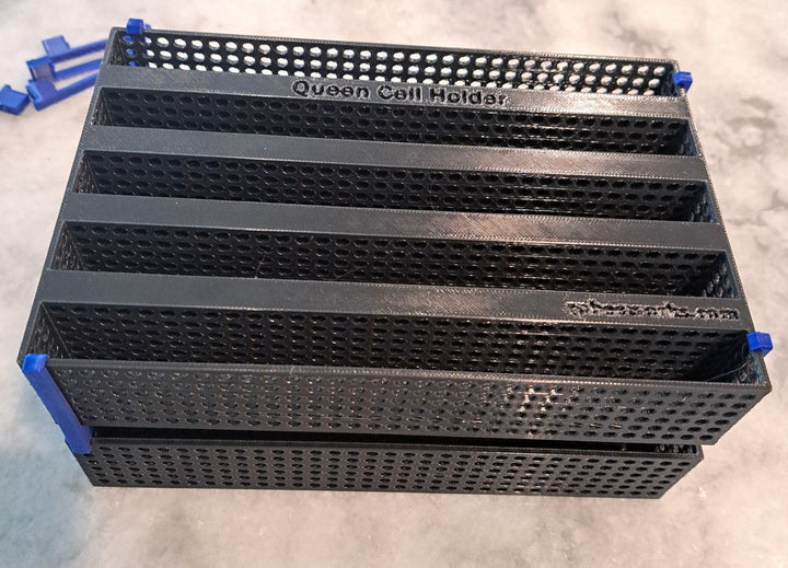 Vented Queen Cell Tray 50