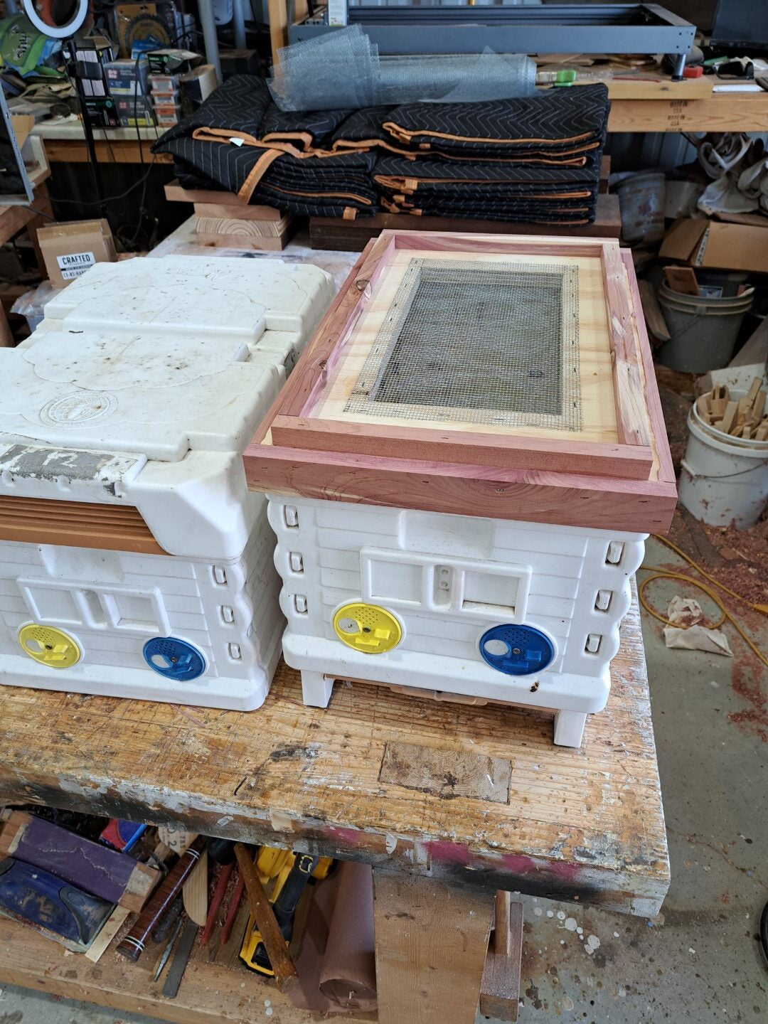Cedar Double Screen Board for Apimaye