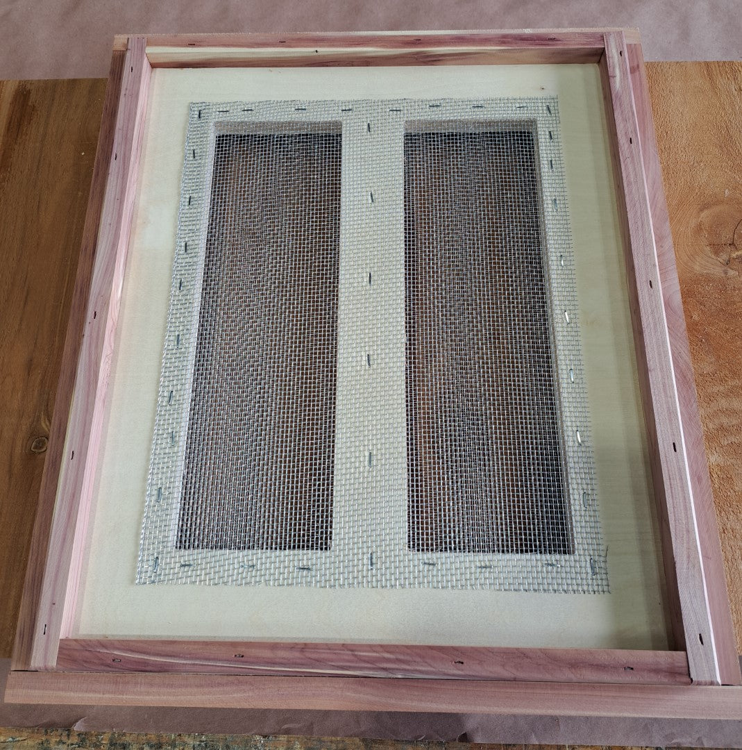 Cedar Double Screen Board for Apimaye