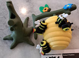 Magnetic Beehive Set with a Queen Bee and 3 Workers