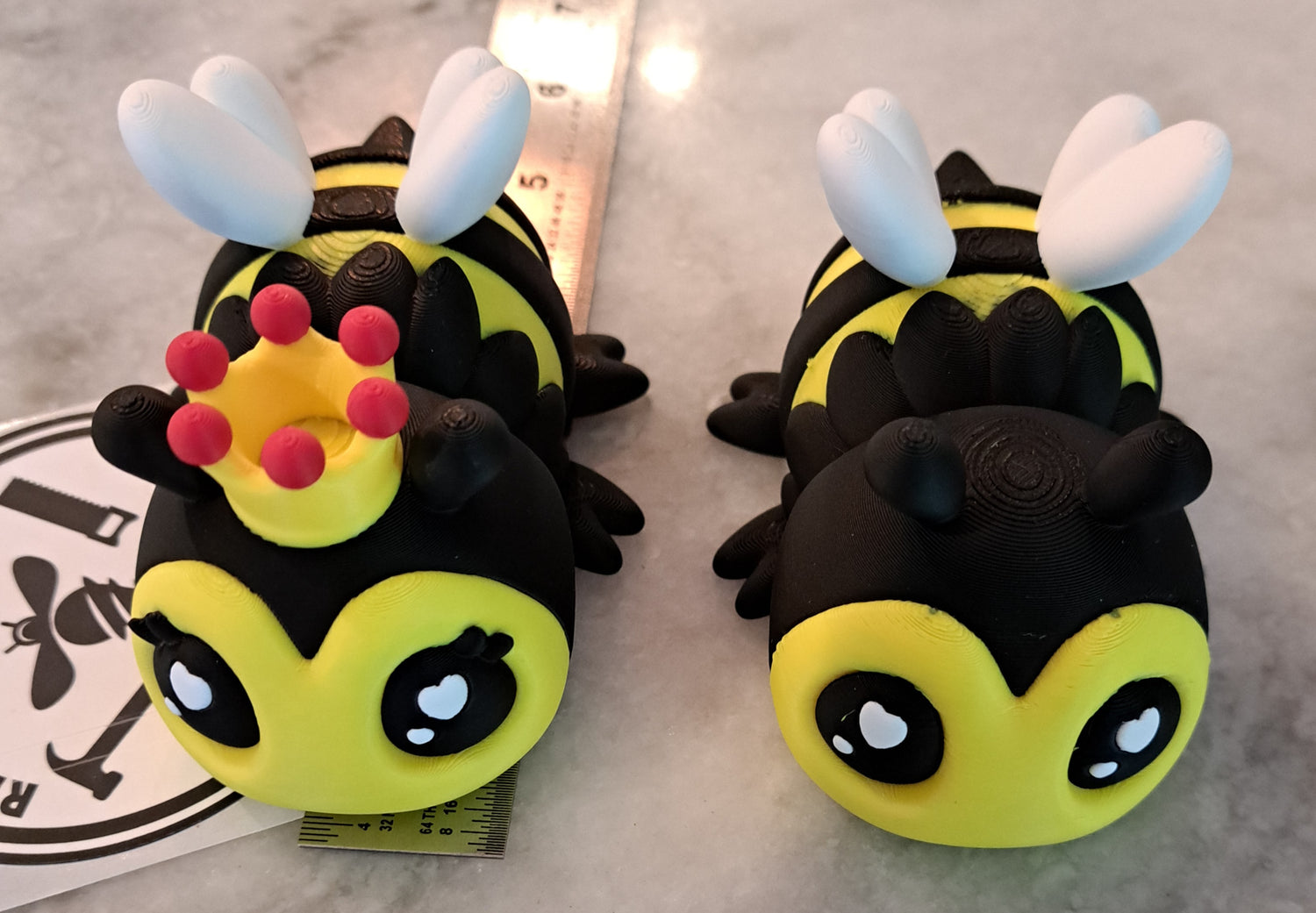 HeartEyes Bee
