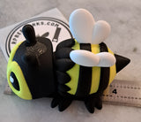HeartEyes Bee