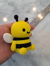 Knitted Bee