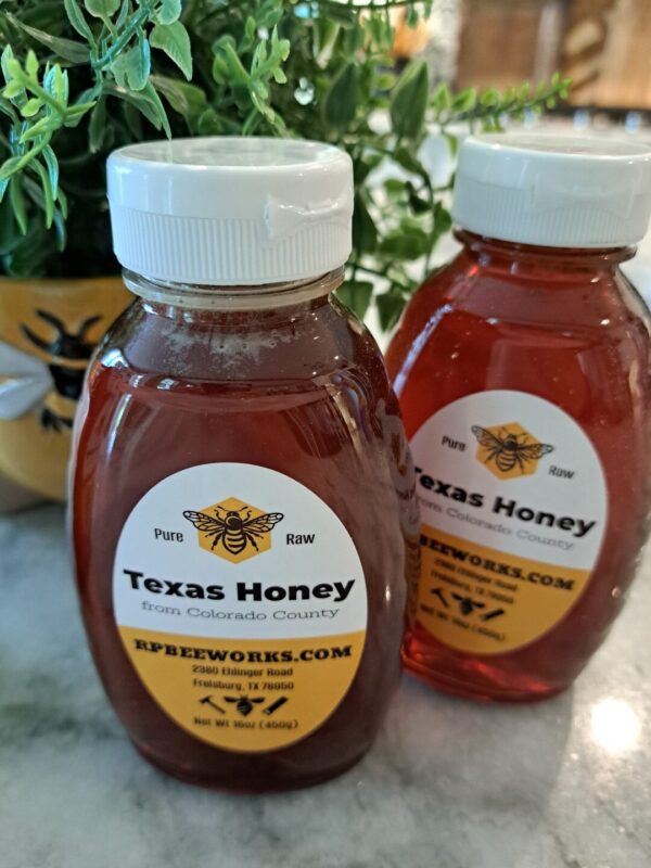 Texas Honey - 1 lb Plastic Squeeze Jar - Image 2