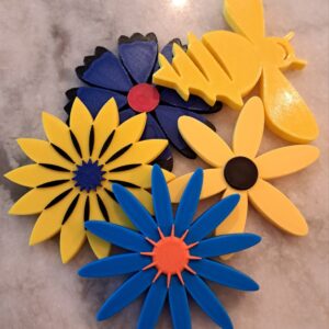 Floating Flowers 4 Pack with Bee
