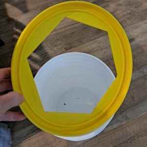 Wax Cappings Bucket Holder – Crush and Strain Lid